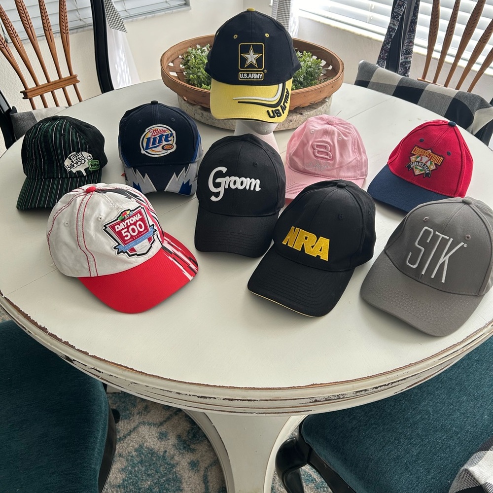 Lot bundle 6 men’s caps hats. Selling collection. 1 pink women's hat